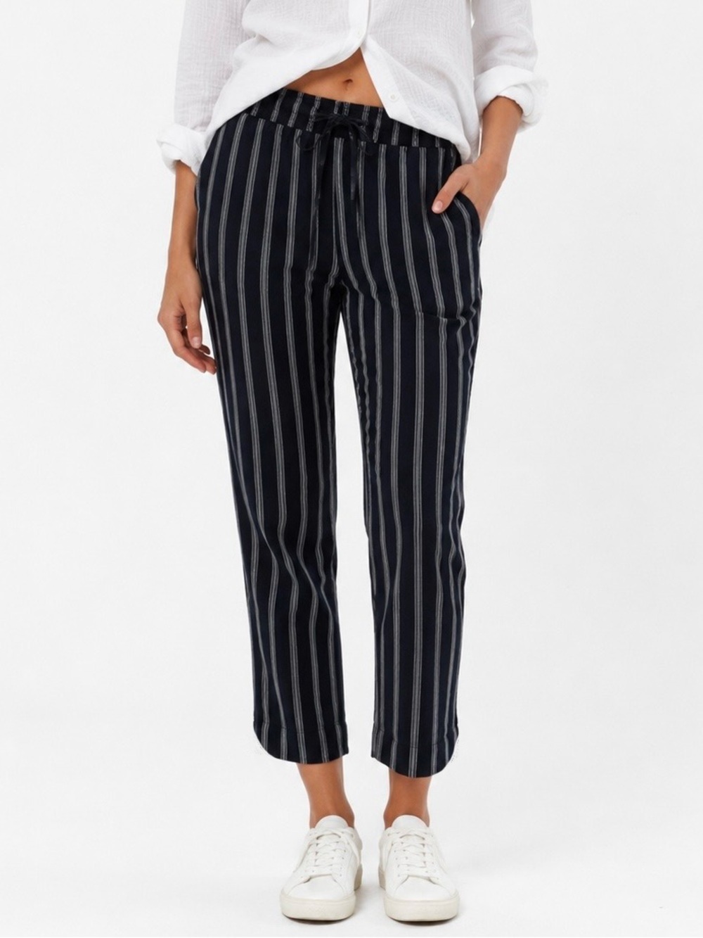 American Eagle Striped Pants